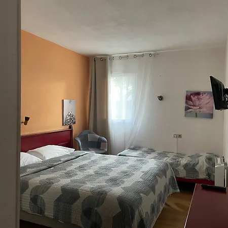 Bel Restaurant La Gentilhommiere Треб
