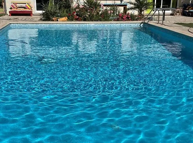 Ξενοδοχείο Bel Restaurant La Gentilhommiere 2*